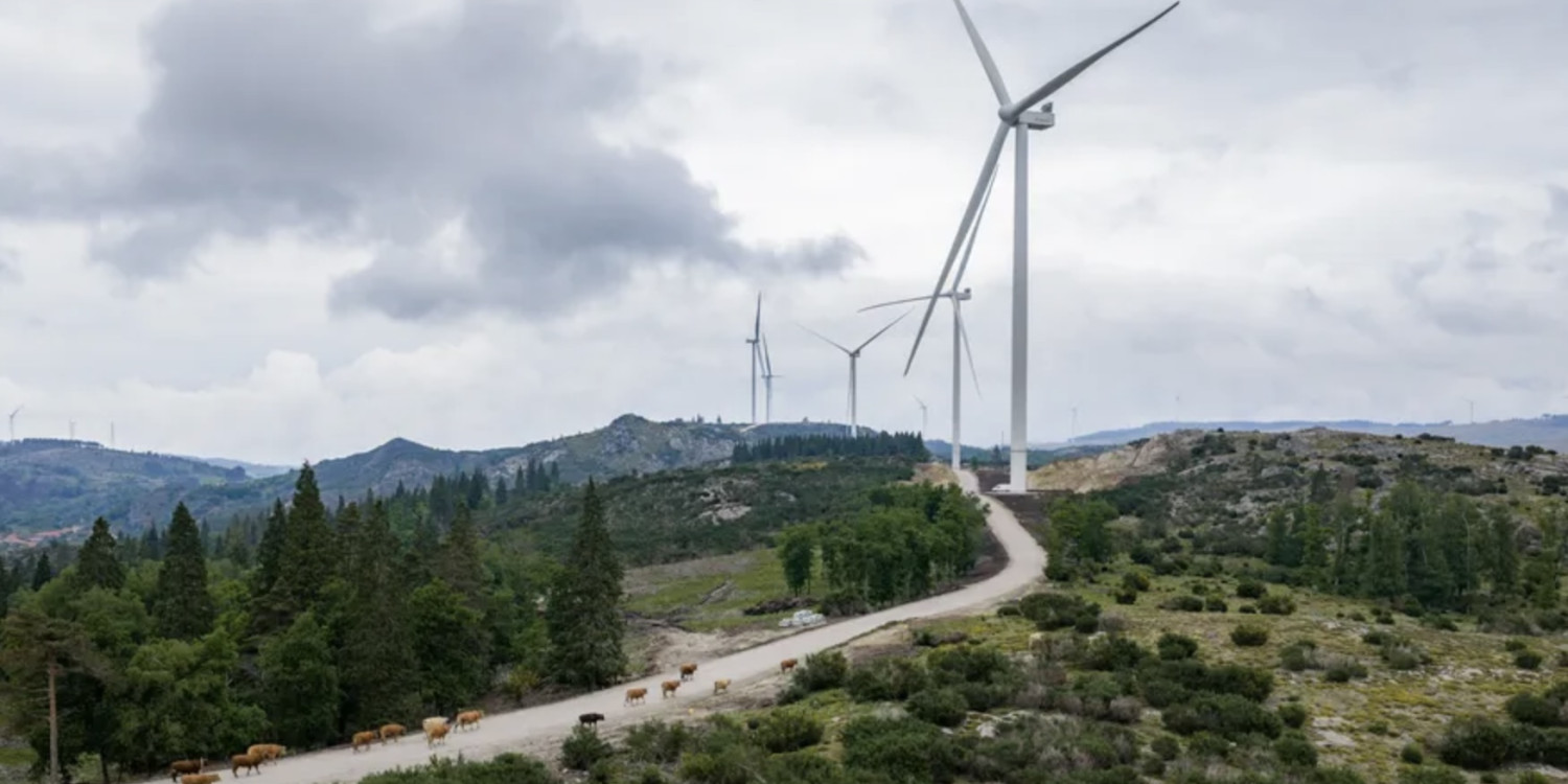 Iberdrola liga primeiro projeto híbrido eólico-hídrico da Península Ibérica em Portugal
